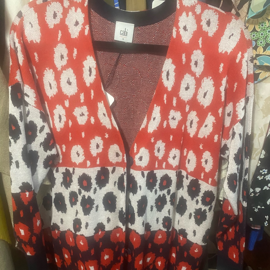 59 Cabi Upbeat Cardigan New Never Worn No Smoke Or Animal Home